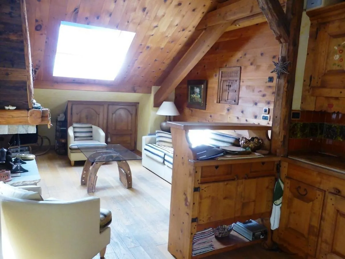 Pied-A-Terre Confort Au Coeur D'Areches-Beaufort, T3 Lumineux Avec Balcon Et Commerces A Pied. - Fr-1-342-297 Beaufort  0*, Beaufort (Savoie) France